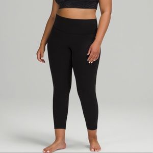 Lululemon High Rise 25” Aligns